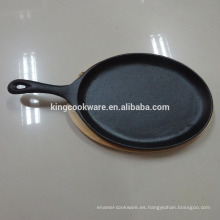 Hierro fundido Sizzling Steak Pan / placa caliente con tablero de madera